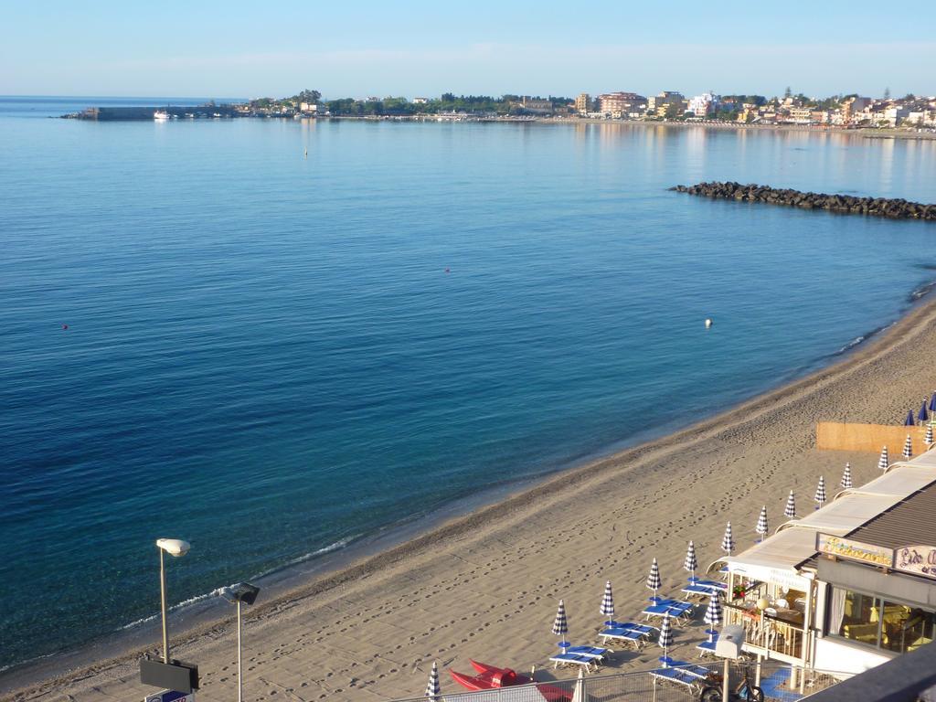 Hotel Palladio Giardini-Naxos Extérieur photo