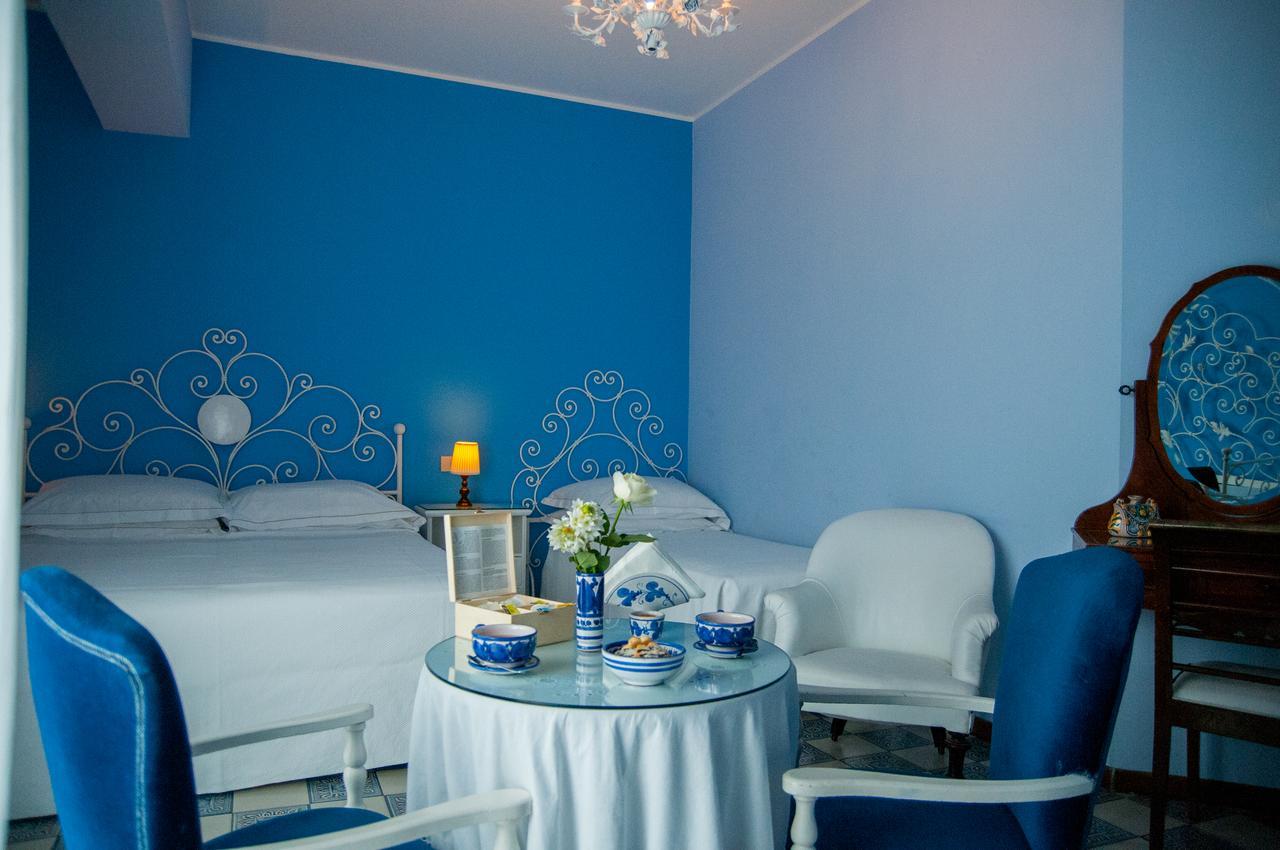 Hotel Palladio Giardini-Naxos Extérieur photo